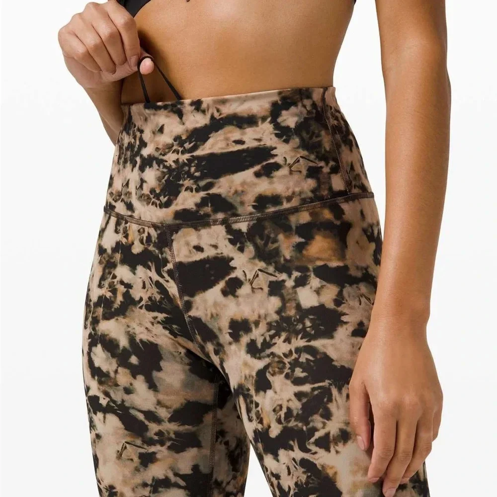 🆕 Lululemon Wunder Train HR Tight 28” Dispersed Light Raw Linen Multi